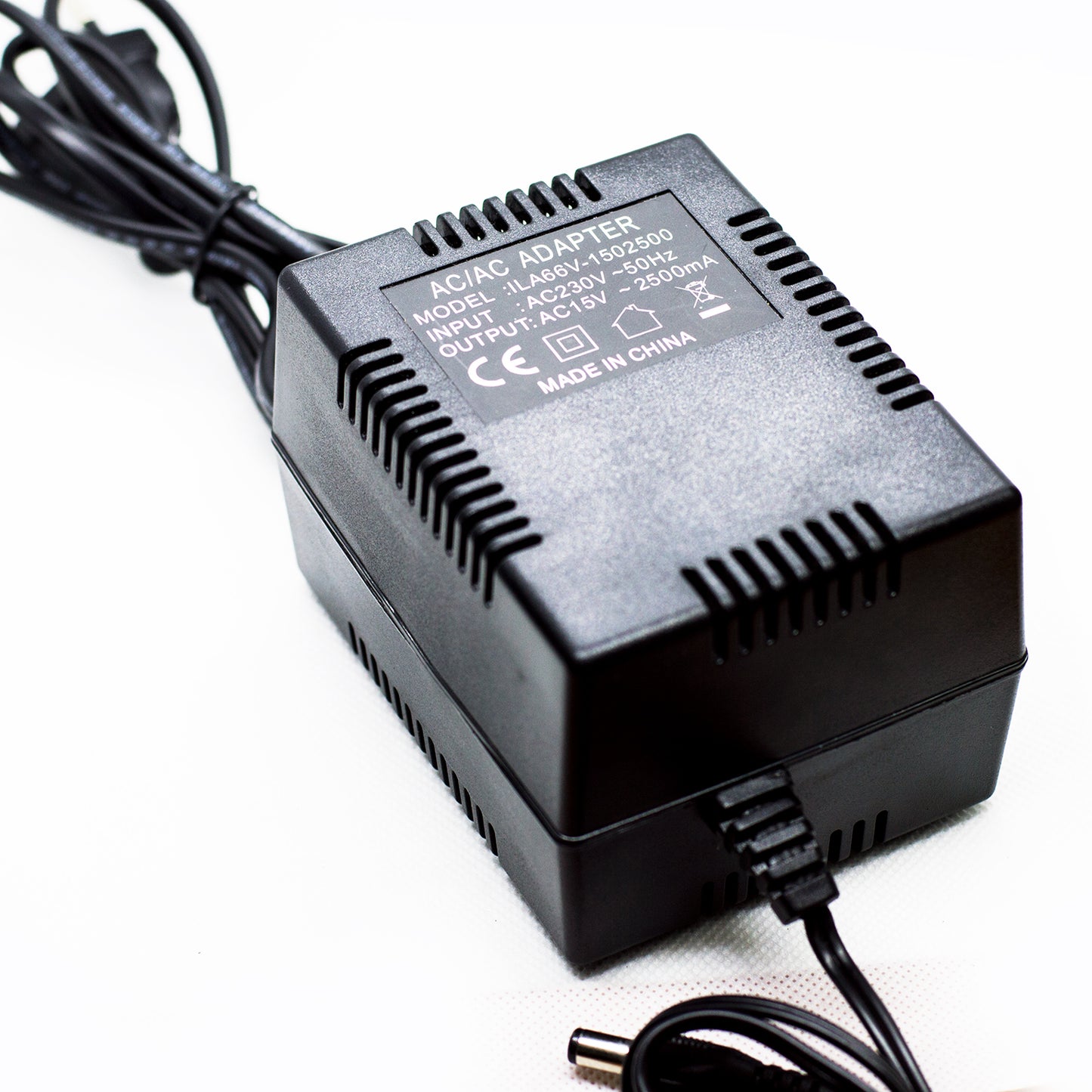 Takaab Core & Plexus - Complete Eurorack Power Solution - Adapter view